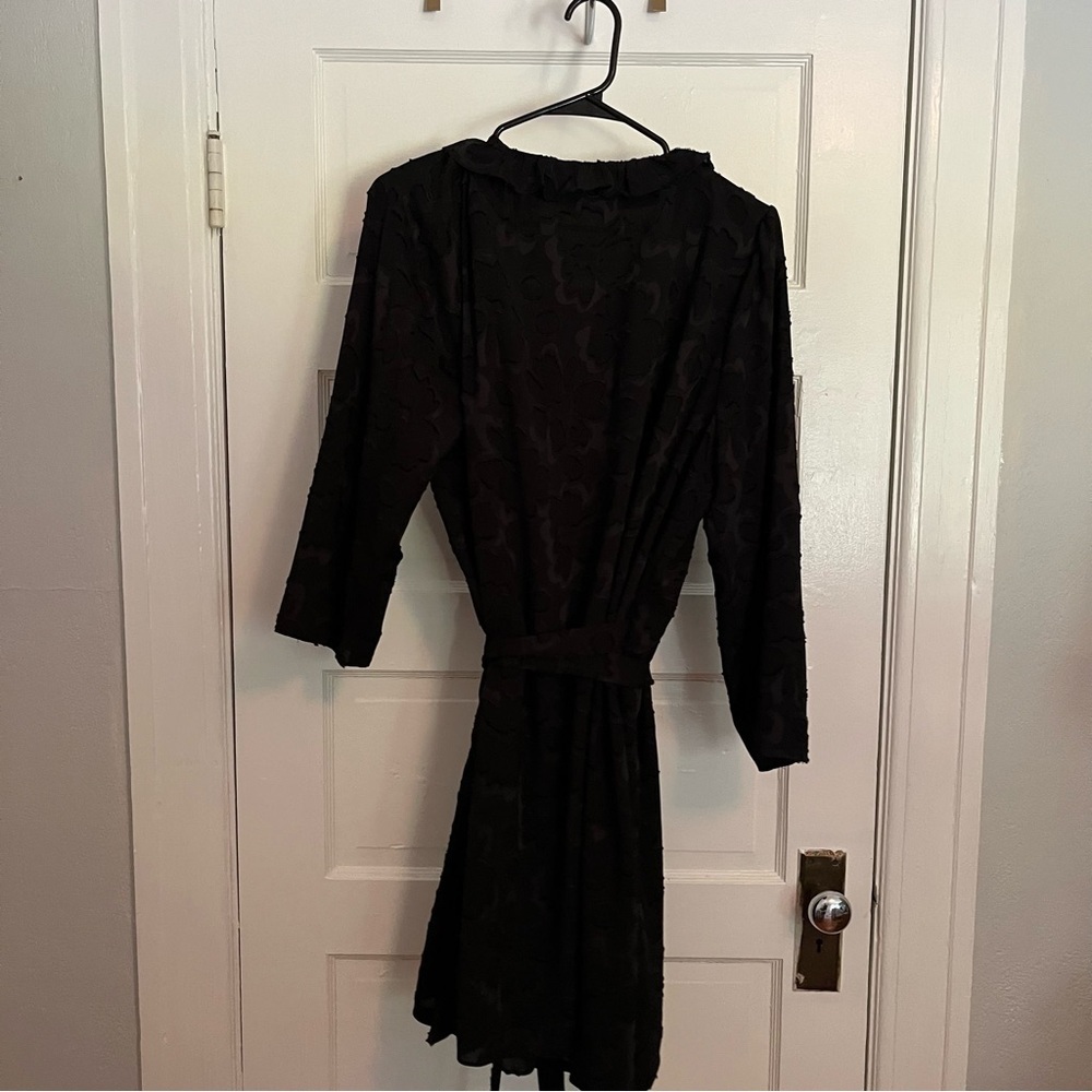 Madewell Ruffled Wrap Dress in Floral Jacquard Black - Picture 7 of 7